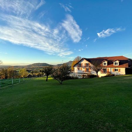 Hotel Les Bergeronnettes Champagneux エクステリア 写真